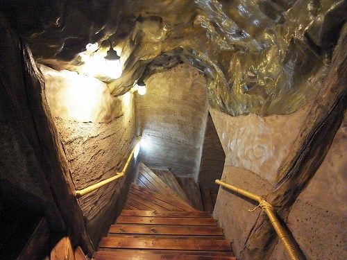 洞窟風呂入口