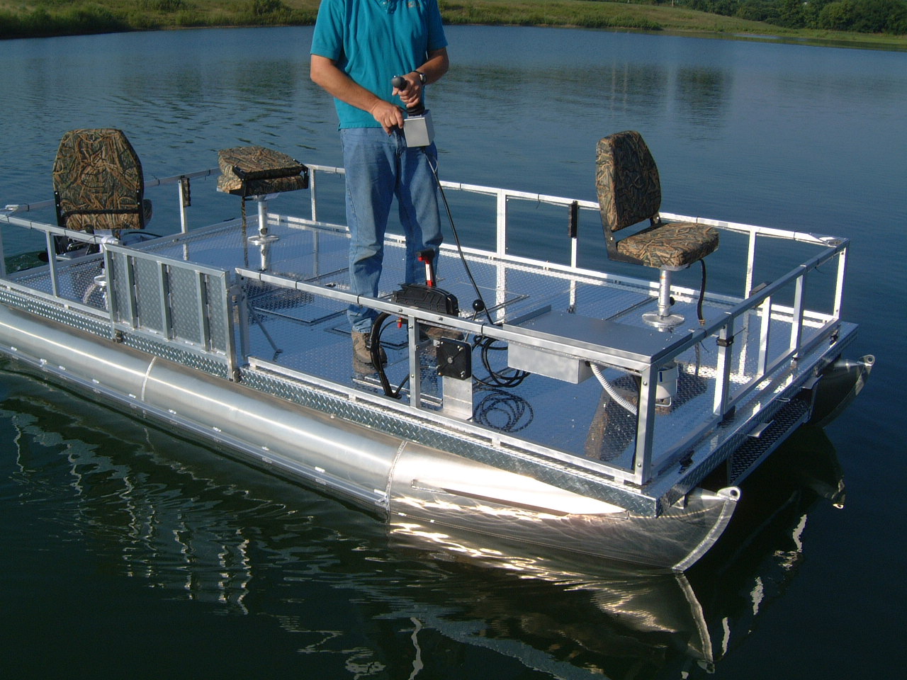 Pontoon Boat Plans Free | How To and DIY Building Plans 