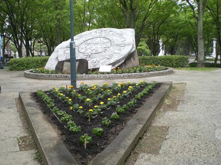 久屋大通公園いこいの広場 花植え完了