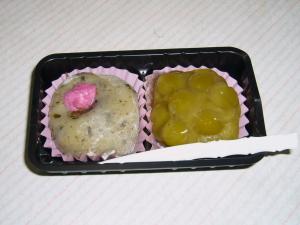 塩桜餅とうぐいす団子2