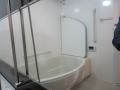 東京都清瀬市　入居者退去後空き室分譲マンション４ＬＤＫルームクリーニング　浴室ユニットバス鏡清掃　作業完了後　２